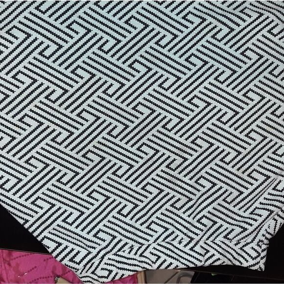 PaperMoon skirt flares out wide, black and white - Picture 7 of 10